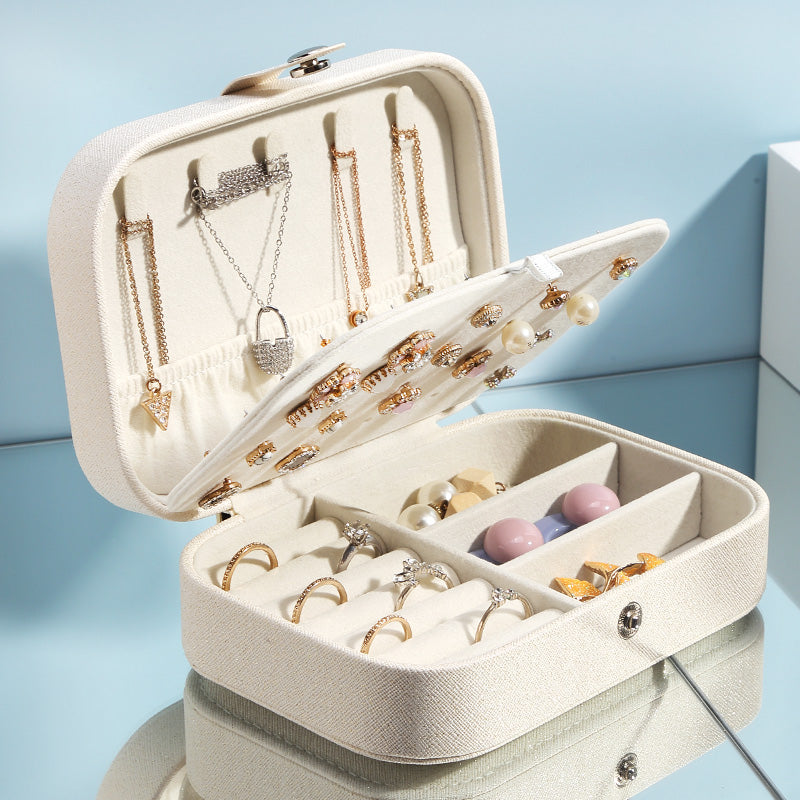ARIZUE Medium Jewelry Storage Case
